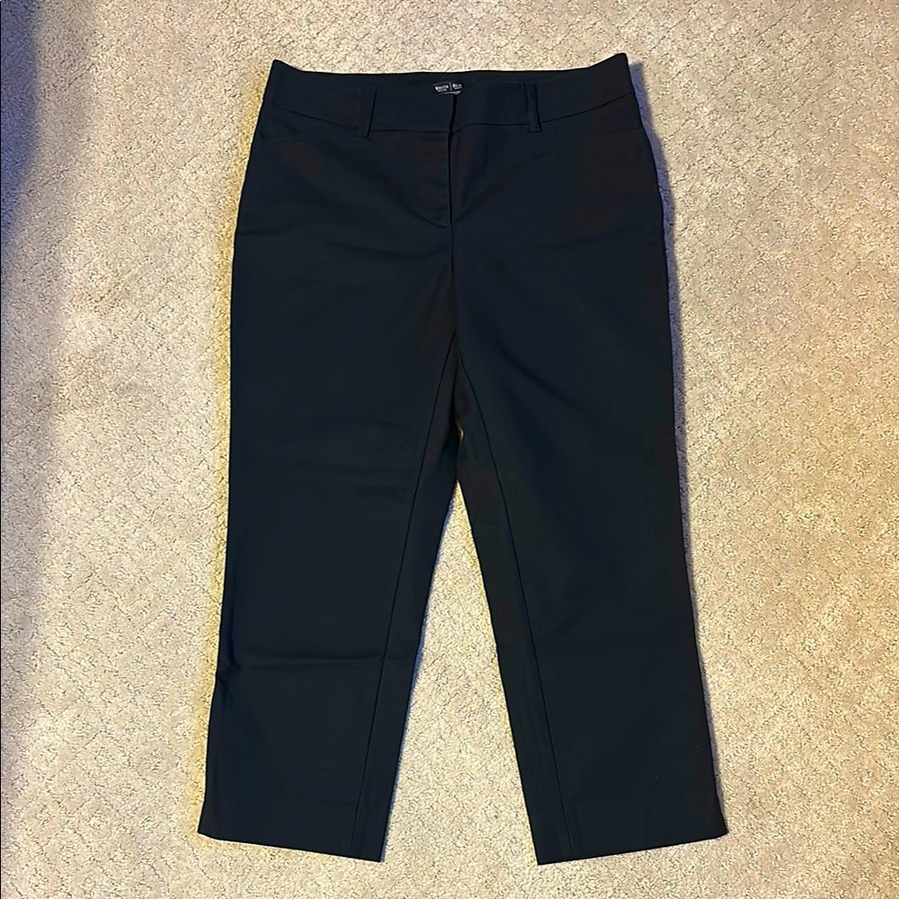 White House Black Market “Straight Crop” Dress Pants Size 6